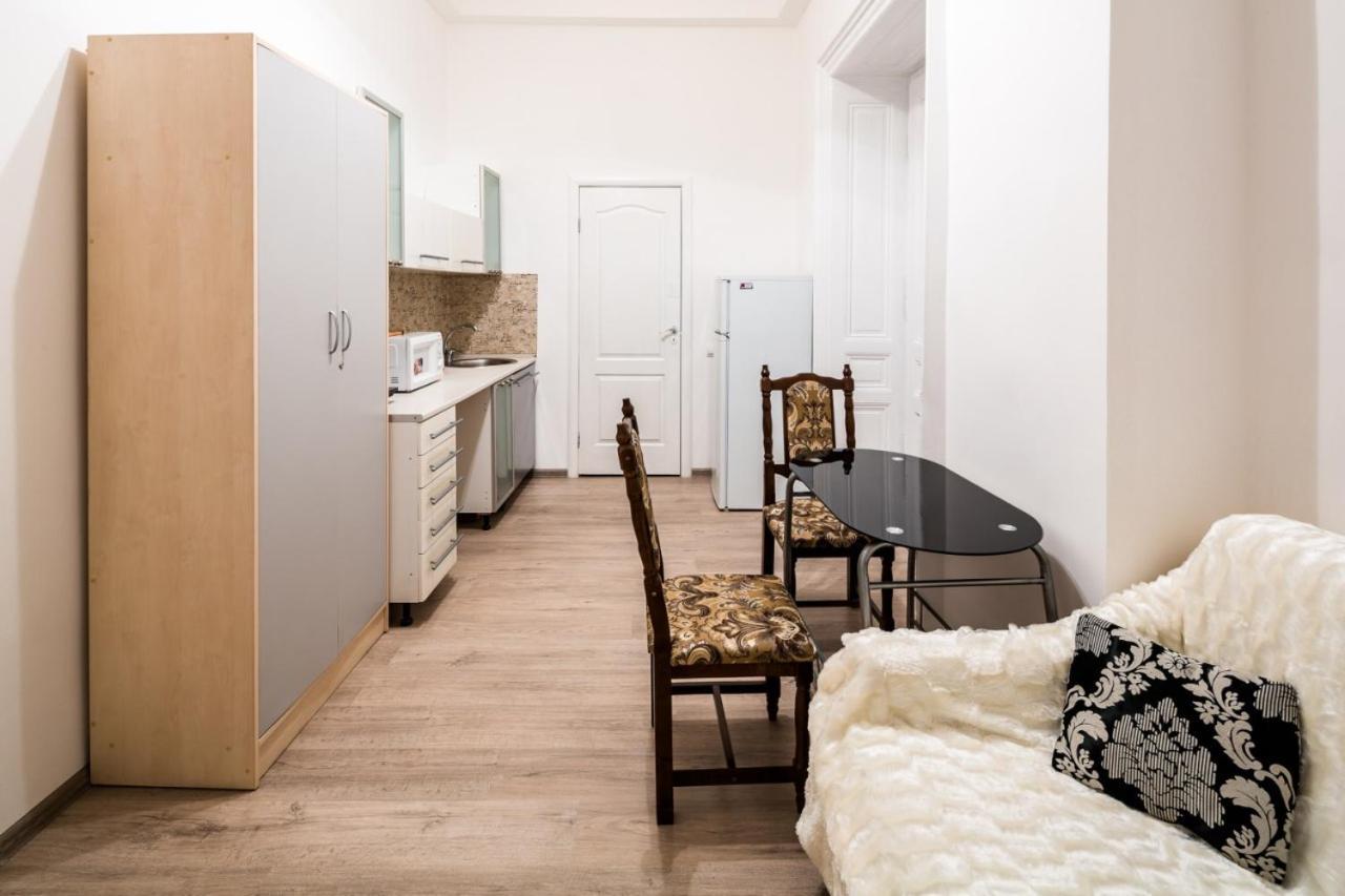 Apartament Of Center Lviv Apartment ภายนอก รูปภาพ