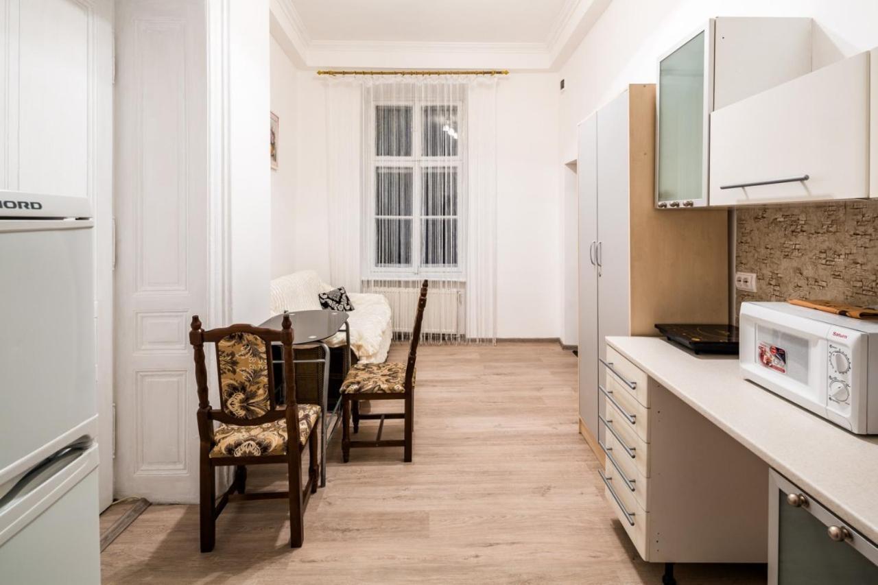 Apartament Of Center Lviv Apartment ภายนอก รูปภาพ